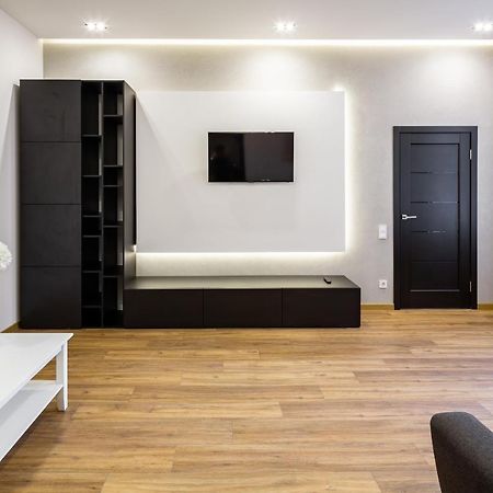 Designer Apartment! The Center! Валова 29 Lviv Ngoại thất bức ảnh