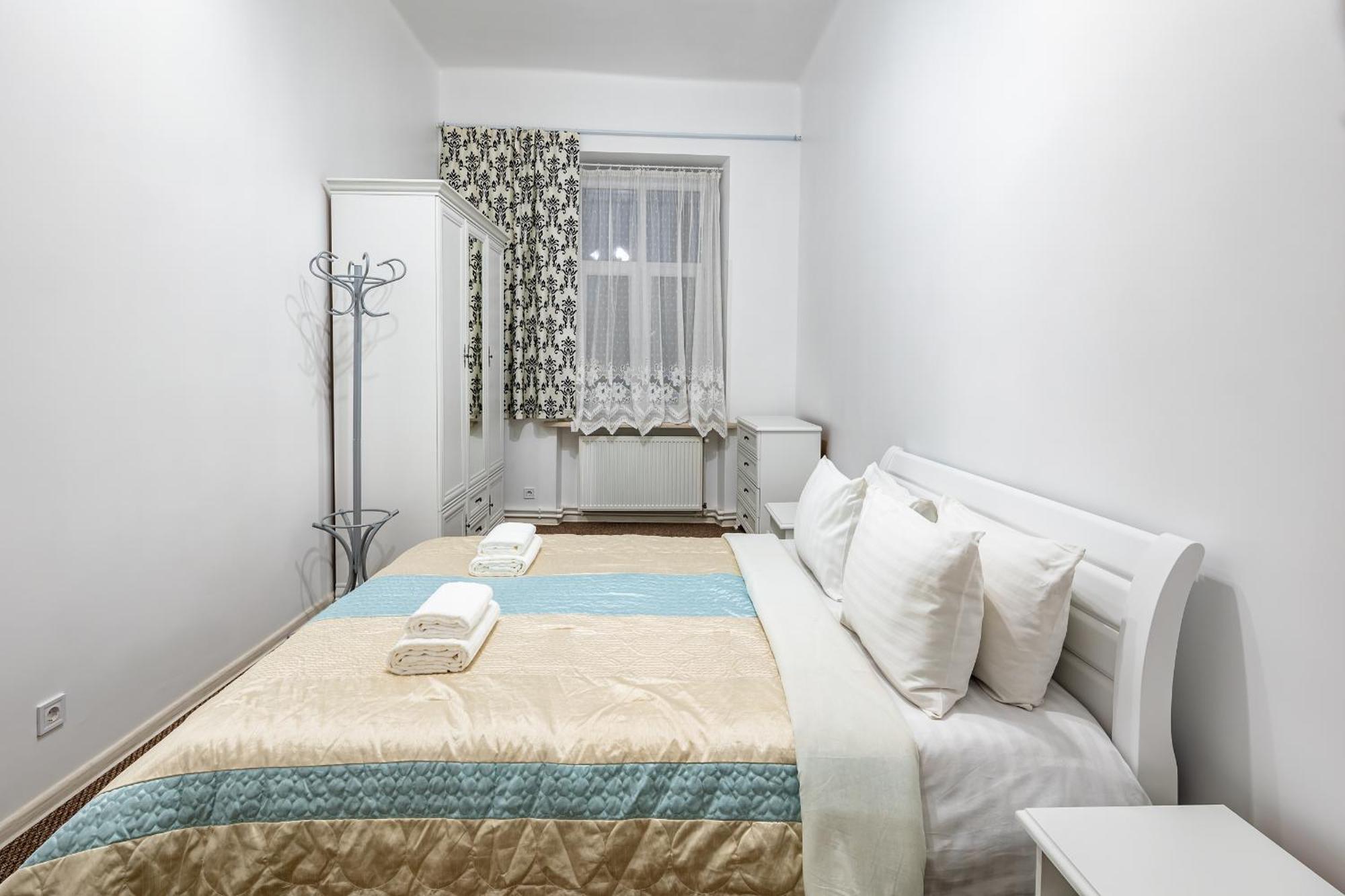 Designer Apartment! The Center! Валова 29 Lviv Ngoại thất bức ảnh