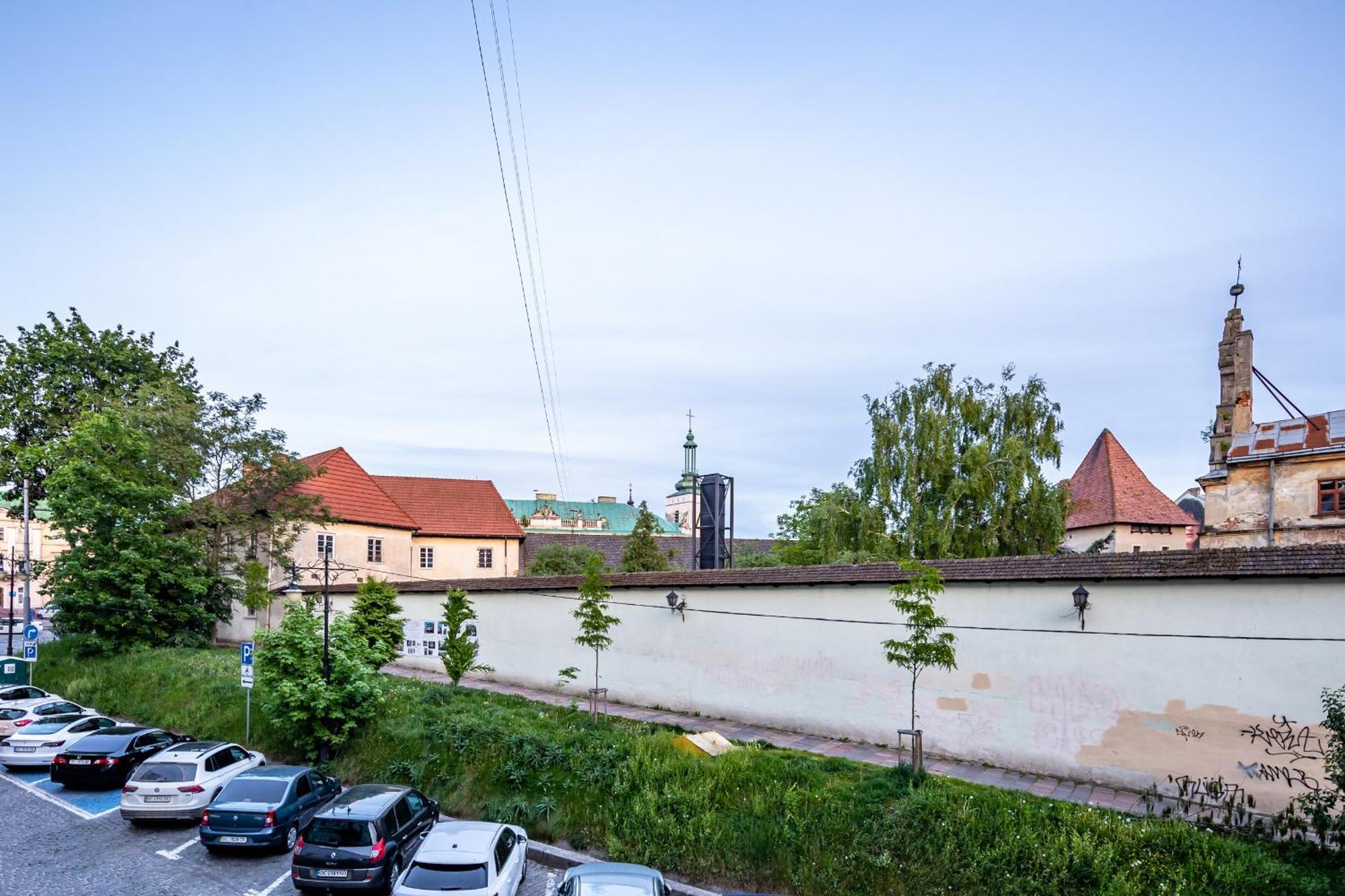 Designer Apartment! The Center! Валова 29 Lviv Ngoại thất bức ảnh