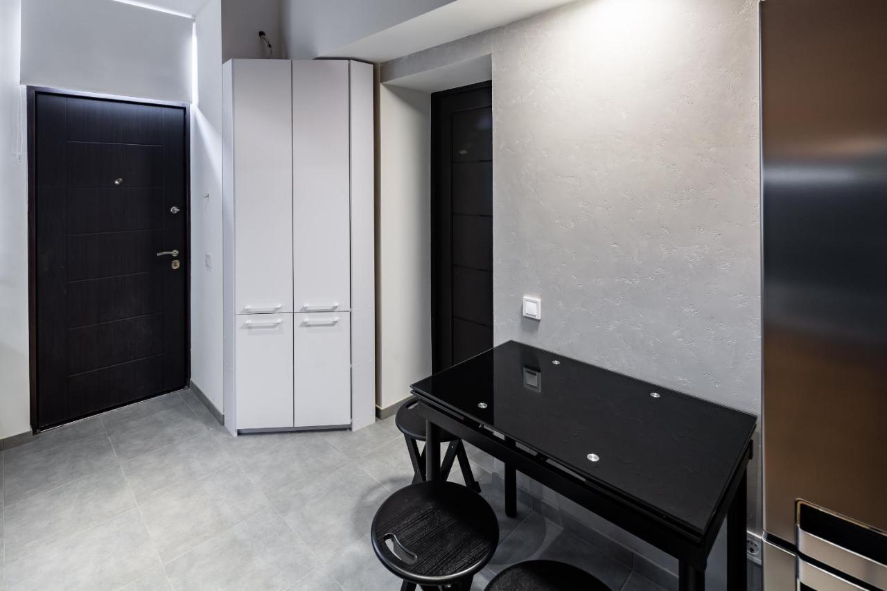 Designer Apartment! The Center! Валова 29 Lviv Ngoại thất bức ảnh