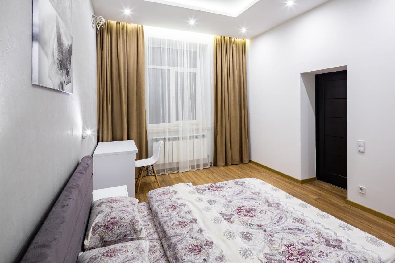 Designer Apartment! The Center! Валова 29 Lviv Ngoại thất bức ảnh