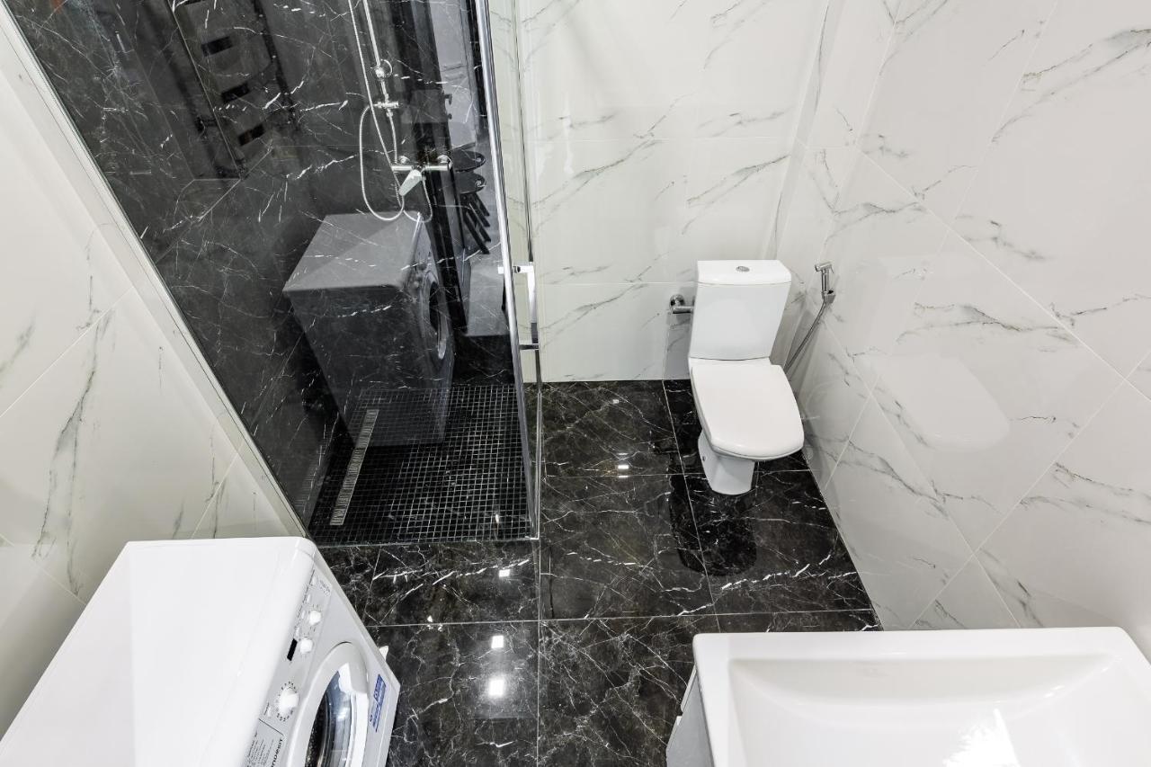 Designer Apartment! The Center! Валова 29 Lviv Ngoại thất bức ảnh