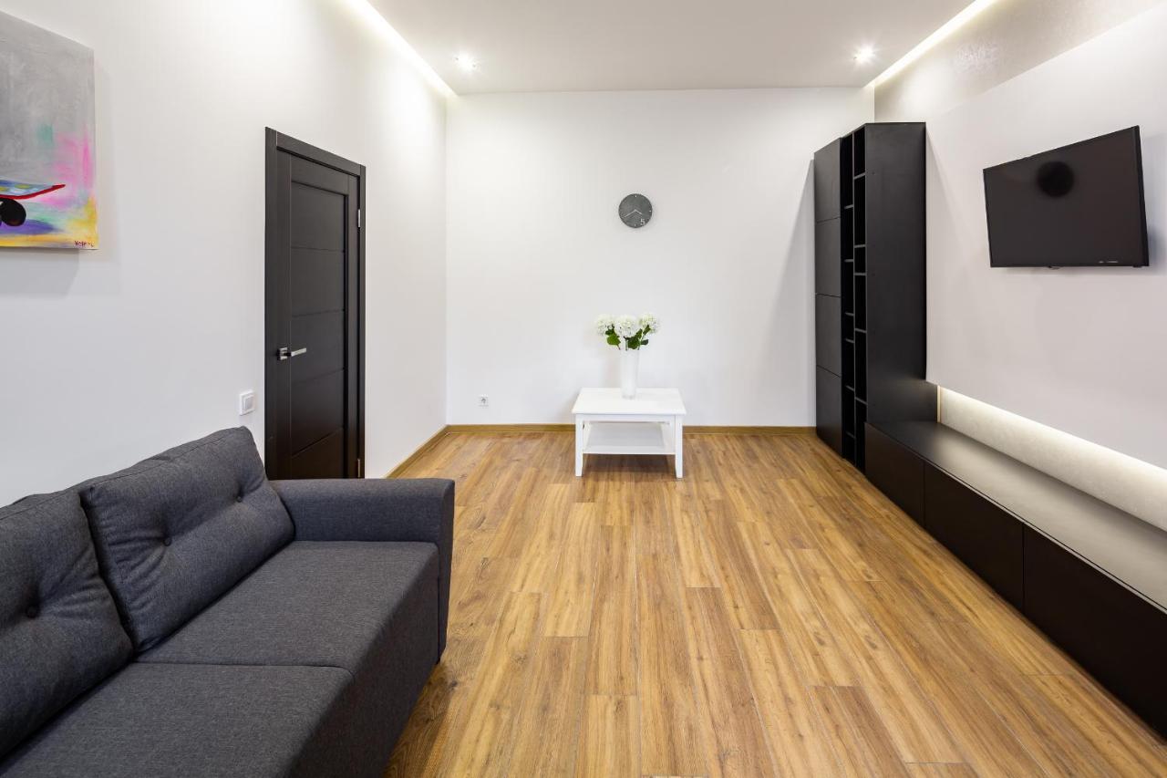 Designer Apartment! The Center! Валова 29 Lviv Ngoại thất bức ảnh