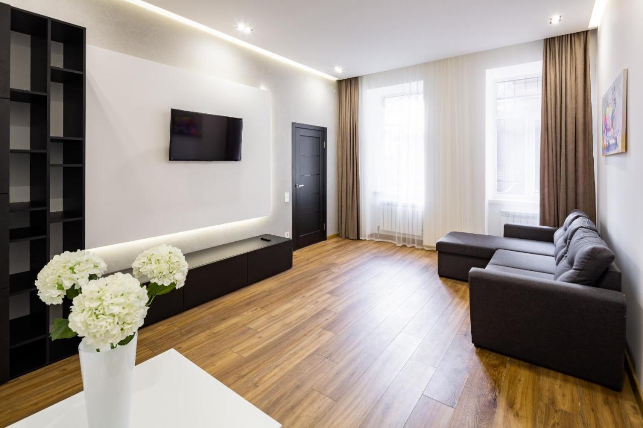 Designer Apartment! The Center! Валова 29 Lviv Ngoại thất bức ảnh